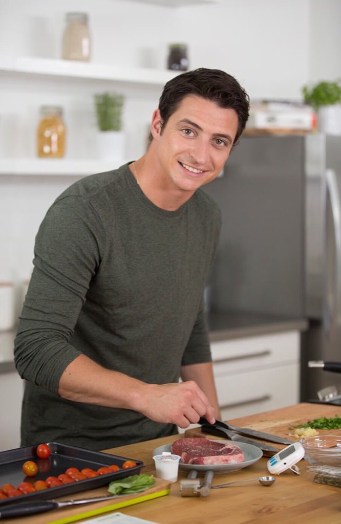 Scott is a great cook. These pictures from #HelloFresh are definitely favourites! 😍 #scottmoir #WeLoveYouScott