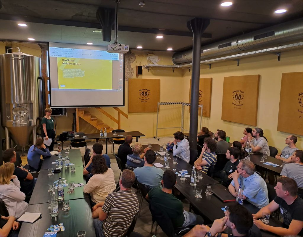 📣🍻 Impressionen vom Open Data Beer Nr. 22 in Frauenfeld! Offene Geodaten effizient nutzen und spannende Geschichten mit OGD erzählen. Danke an alle Teilnehmer für euer Kommen und den inspirierenden Austausch! 🗓️🍺 #OpenData #Thurgau #Geodaten
Slides: opendatabeer.files.wordpress.com/2023/06/openda…