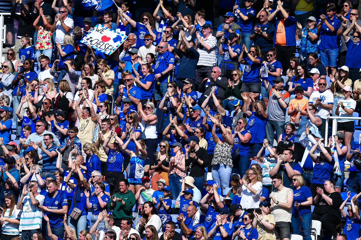 ChelseaFCW's tweet photo. No better view than a sea of blue. 🔵 https://t.co/MxyvpnYEIn
