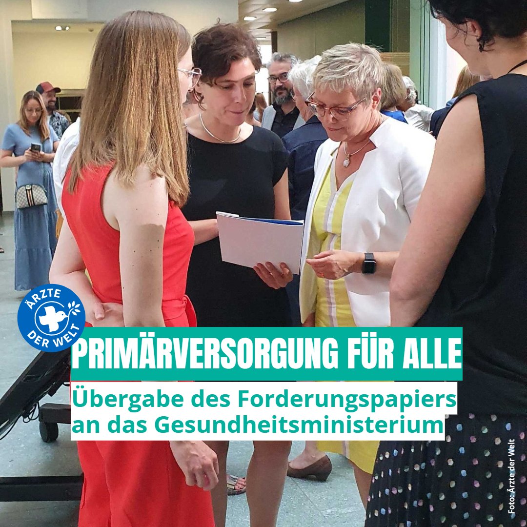 Ärzte der Welt (@aerztederwelt) on Twitter photo Niedrigschwellige Primärversorgung für alle in Deutschland! Wir haben gestern unser Forderungspapier gemeinsam mit <a href="/Poliklinik_Syn/">Poliklinik Syndikat</a>, <a href="/vdaeae/">VdÄÄ</a> und <a href="/BAGW/">BAG Wohnungslosenhilfe</a> für die Gesetzesüberarbeitung übergeben: Dabei müssen grundlegend neue Wege eingeschlagen und sämtliche Barrieren abgebaut werden! Niedrigschwellige Primärversorgung für alle in Deutschland! Wir haben gestern unser Forderungspapier gemeinsam mit <a href="/Poliklinik_Syn/">Poliklinik Syndikat</a>, <a href="/vdaeae/">VdÄÄ</a> und <a href="/BAGW/">BAG Wohnungslosenhilfe</a> für die Gesetzesüberarbeitung übergeben: Dabei müssen grundlegend neue Wege eingeschlagen und sämtliche Barrieren abgebaut werden!