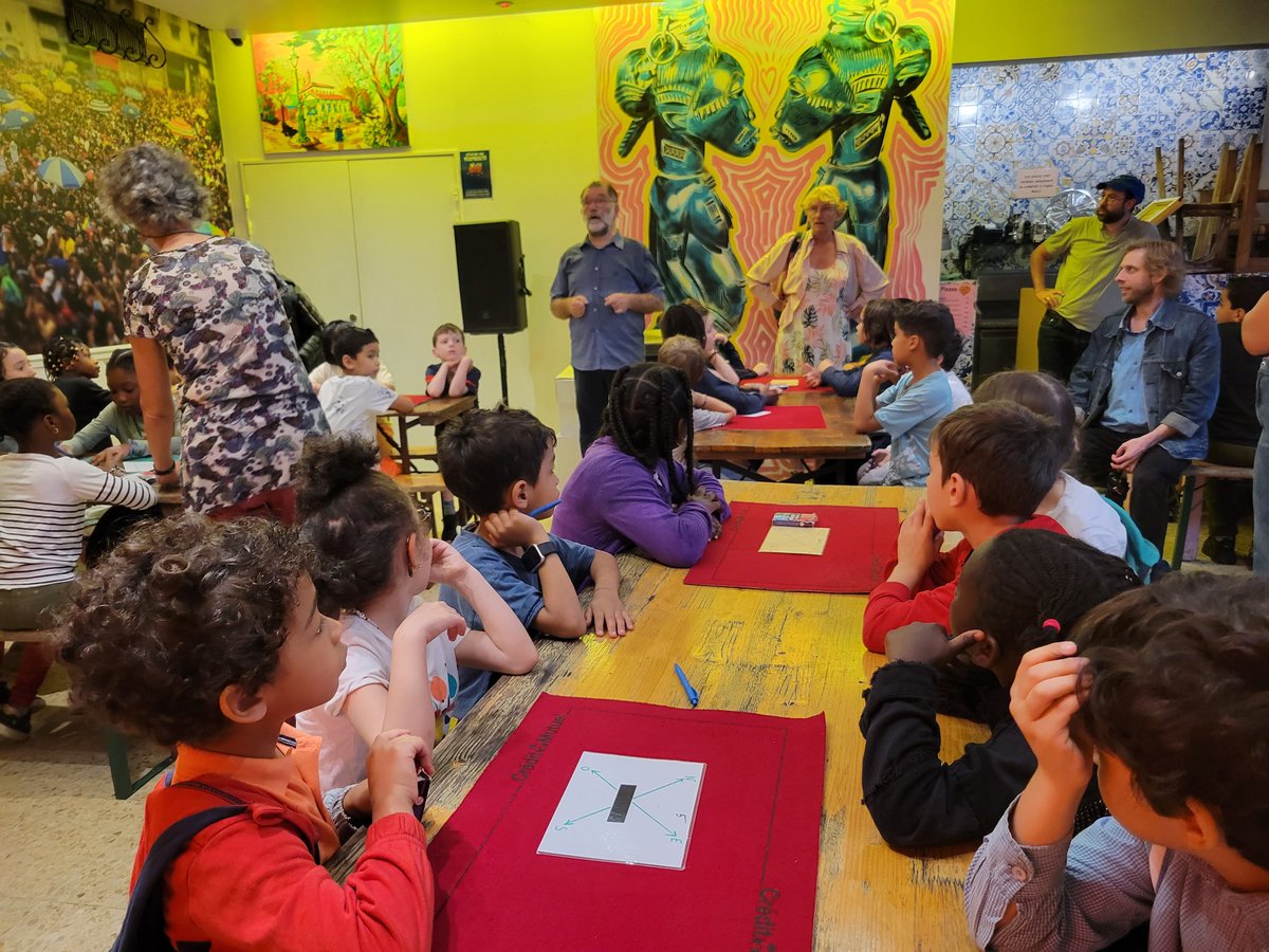 cgadet's tweet image. Journée mondiale olympique  sports de l&apos;esprit &quot;Bridgeons entre générations&quot; organisée par l&apos;académie de Paris/FFB: participation de 250 écoliers,seniors,étudiants...
@Academie_Paris 
@education_gouv 
@JohannaBasti 
@CTorossian_Off
@FF_Bridge
@RosaBonheur
#JO2024
#intergeneration