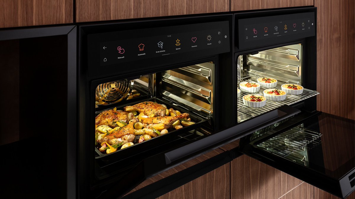 Having developed its revolutionary extraction technology, @BORAGmbH now uses steam in its finest form – for cooking. The BORA X BO next generation oven not only adds moisture as it cooks but can actually remove moisture when needed. 🧑‍🍳 ✨ bit.ly/3N49vgv