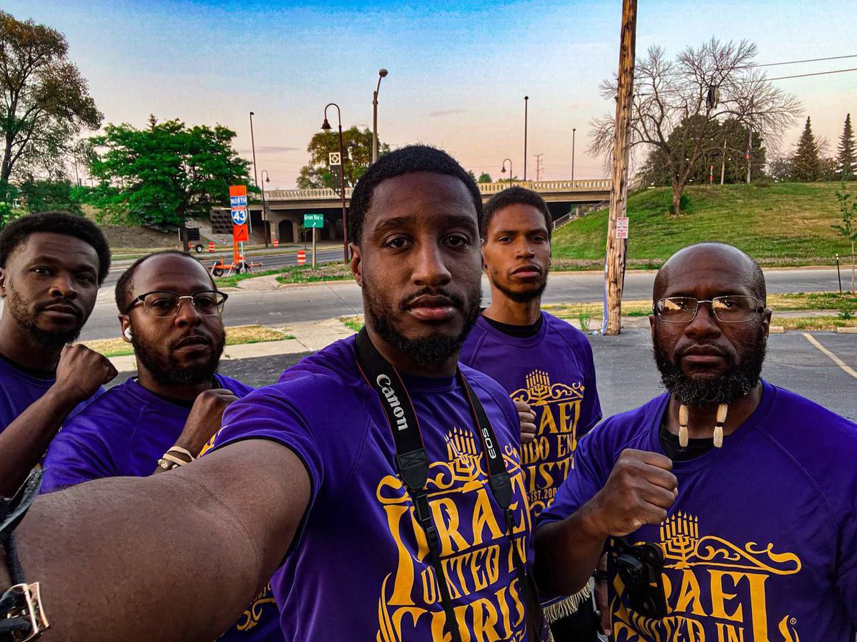 Iuic_wisconsin's tweet photo. 📢Watch out because the Prophets of #IUICMILWAUKEE are coming to a neighborhood🛣 near you. Ain't no stopping🙅🏾‍♂ this‼️💯

#MKE #MilTown #MilCity #FourOneFour #Kiaboys #Repent https://t.co/shYGkW4n9d