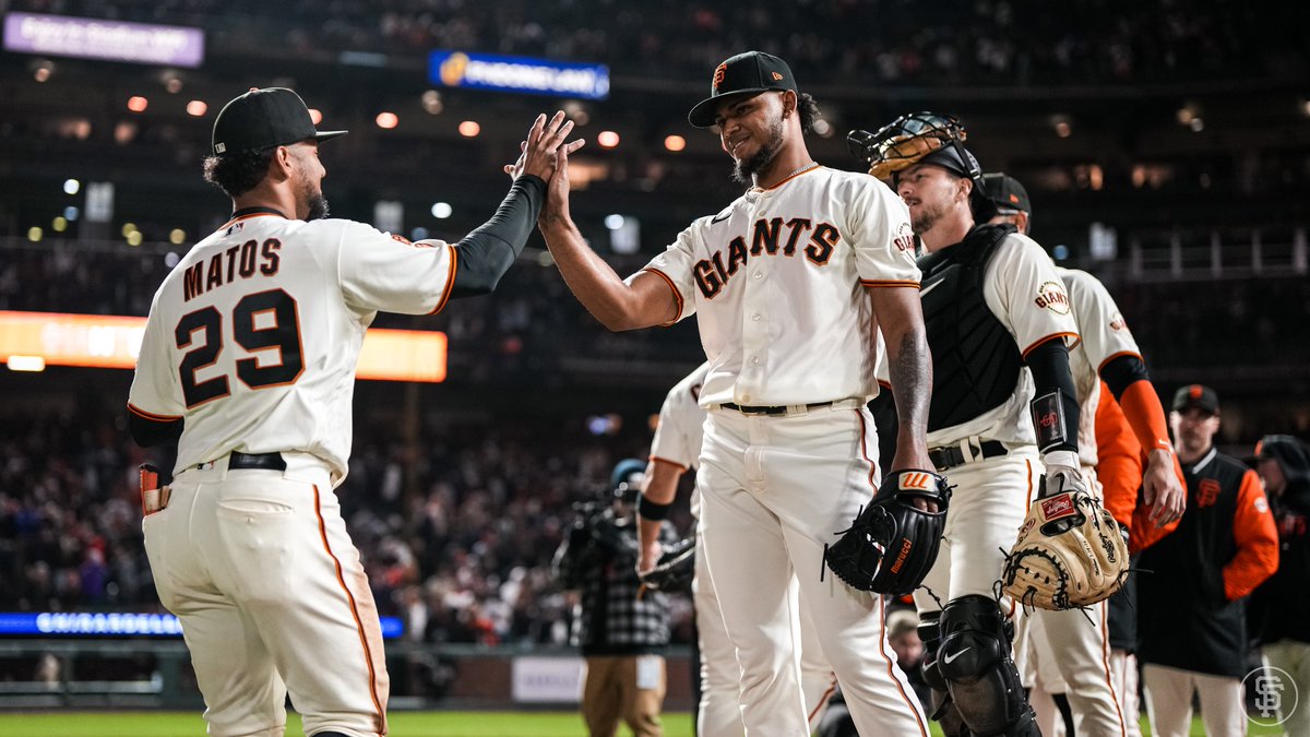 SFGigantes tweet picture