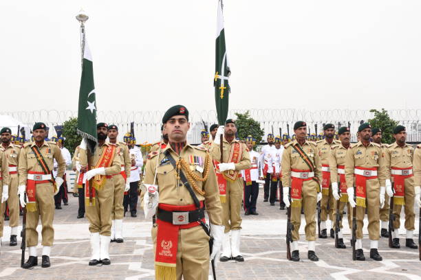 MAhmad_two's tweet photo. پاک فوج زندہ   باد پاکستان پائندہ باد #PakArmyLover https://t.co/rNatwei7BO