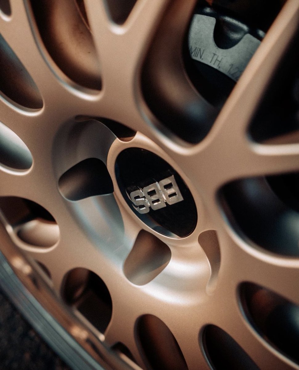 EpicDubs's tweet photo. ๐ฏ Details
#VW #Volkswagen #Mk8 #VwGolf #Mk8Golf #Mk8GTI #edition45years #edition45 #BBS #Stance #DubLife https://t.co/TbZCYNApZ1