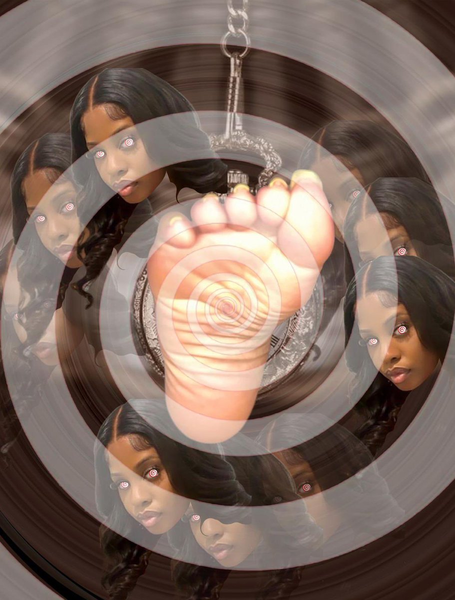 Go follow the hypnotic and brainwashing soles of @thekcut_ 😵‍💫🌀🦶🏼⏱👸🏽.. those thick wrinkles are everything you would want or need 🌀😵‍💫🦶🏼