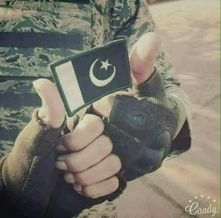 KomalMalik58514's tweet photo. پاک فوج زندہ   باد پاکستان پائندہ باد #PakArmyLover https://t.co/1TKvGR6MRb