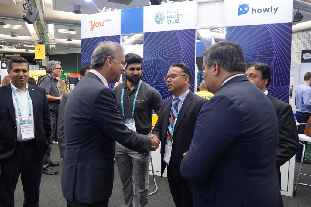 official_tdap's tweet image. Pakistani IT companies showcased their innovation and expertise at #LondonTechWeek2023! From AI to IoT, Cloud to Cybersecurity, our tech pioneers were at the forefront. Pakistan&apos;s Ambassador to the UK, Mr. Moazzam Ahmad Khan inaugurated Pakistan&apos;s Pavilion.