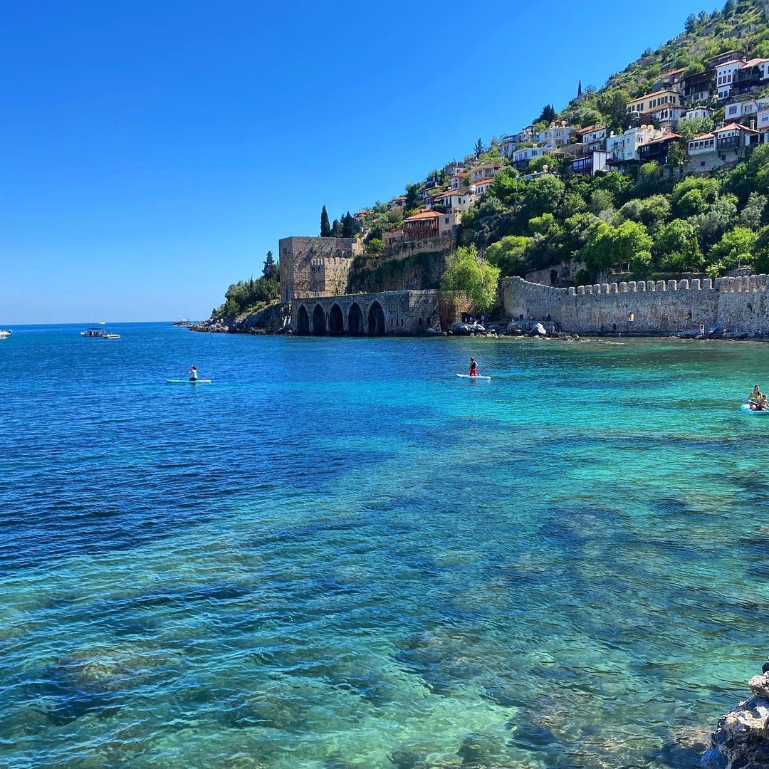 📍: Tarihi Alanya Tersanesi

#SimdiAntalyaZamani #itstimeforAntalyanow
#сейчасвремяАнталии 

📸 ig: ruhumun_gozlugu