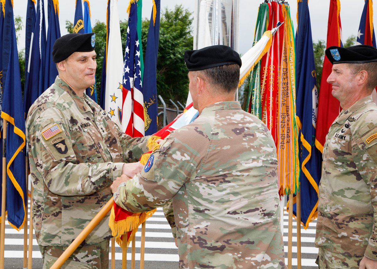 USARJ Welcomes MG Womack as he assumes command from MG Vowell during a ceremony June 20th at Camp Zama, Japan. 

@USForcesJapan @USARPAC @USArmy @VCorps @USArmyEURAF @INDOPACOM @usarjcg @USAGJapan