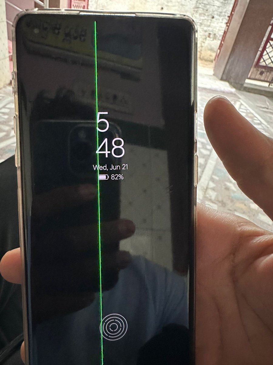 NitinCh16456458's tweet image. #ban_oneplus