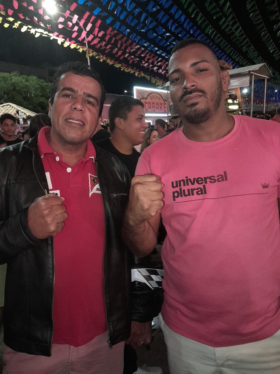 Publimed02's tweet photo. Grandes Momentos do São João da Vila Junina em Jequié, estão sendo armados espaços para grandes atrações, que já foram contratadas pela PMJ.  Editor-chefe Tyrone Amaral  #feiradesantana #salvador #Jequié #travelphotography #traveler #bahia #taipudefora #peninsulaDeMarau #Gandu https://t.co/ph6GRnfqg4