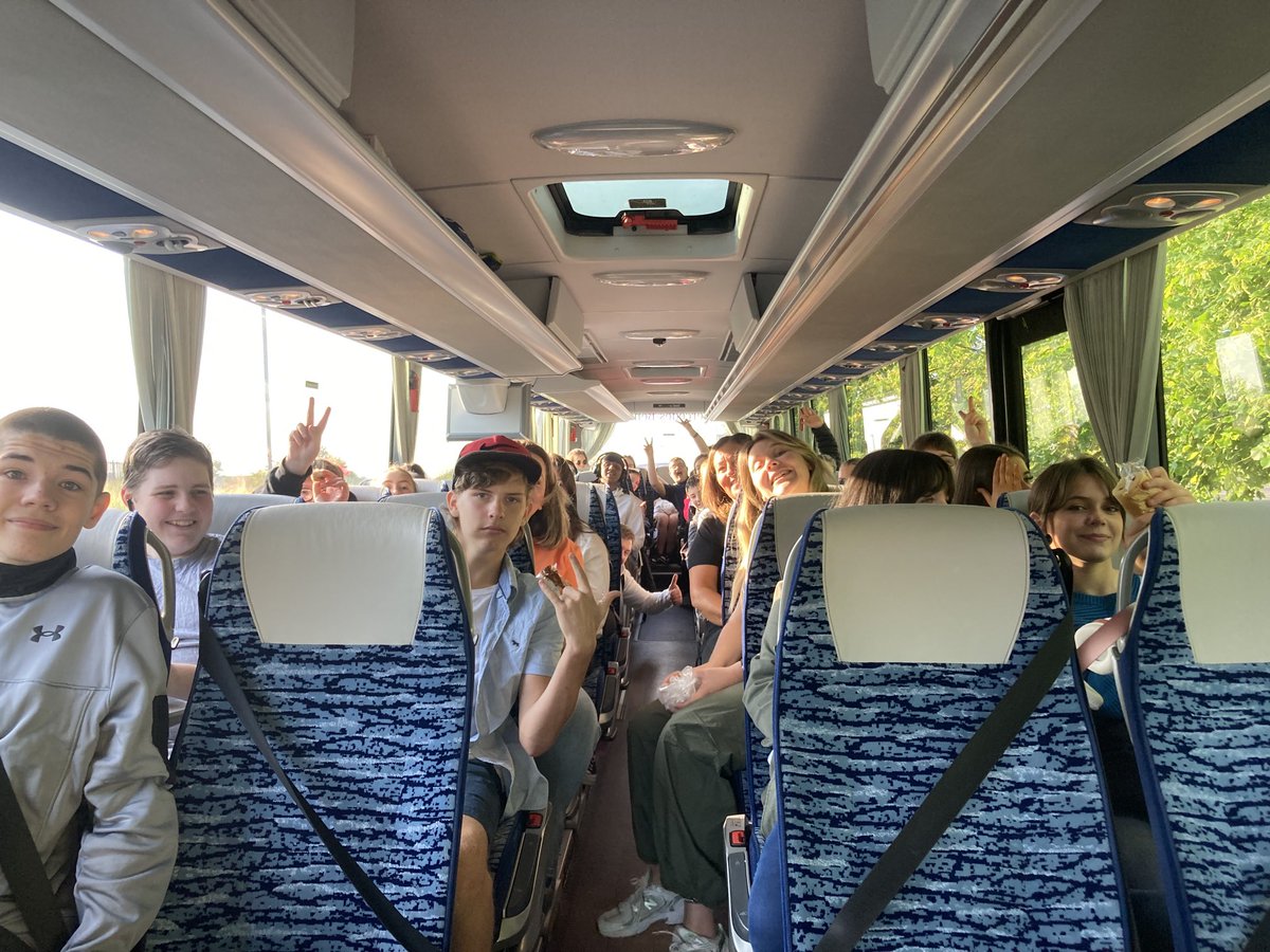 And they’re off- Blackpool here they come!