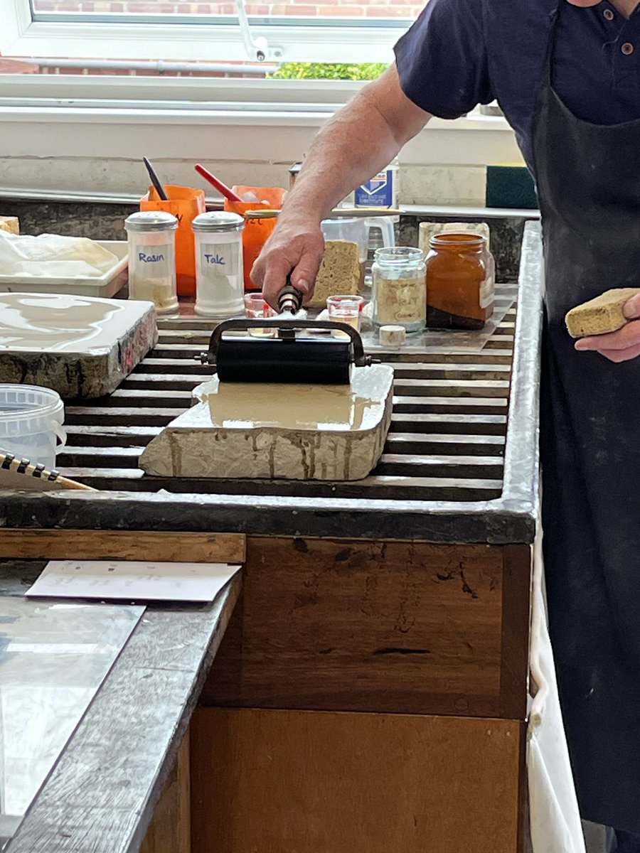 Laura Little tweet media