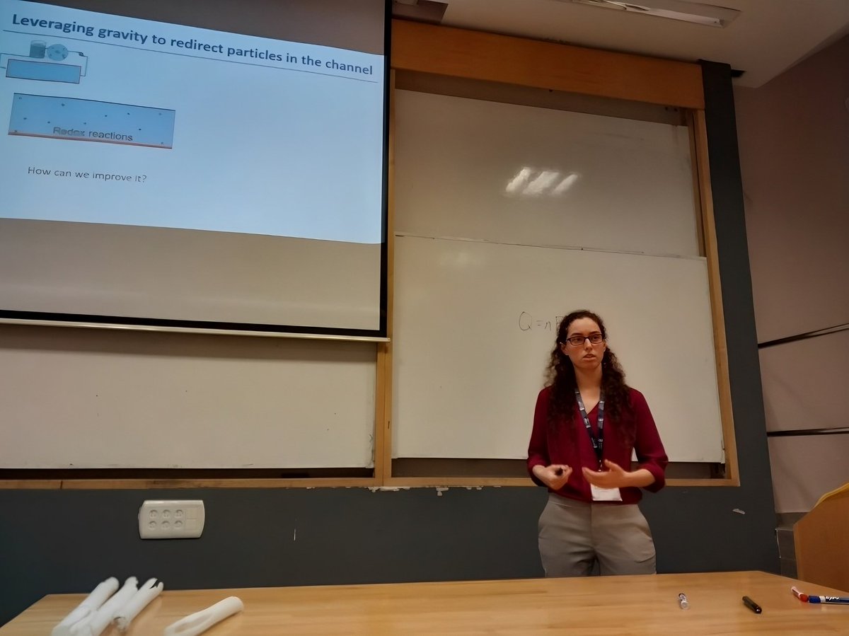 SofiaKuperman's tweet image. I&apos;m very honored to be awarded the best talk at the IsraElectrochem (#ISEL) 2023 Meeting.

we explore how leveraging gravity in a simple #flowbattery design could affect #battery performance.

It&apos;s truly rewarding to know that our contribution is valued by this community.