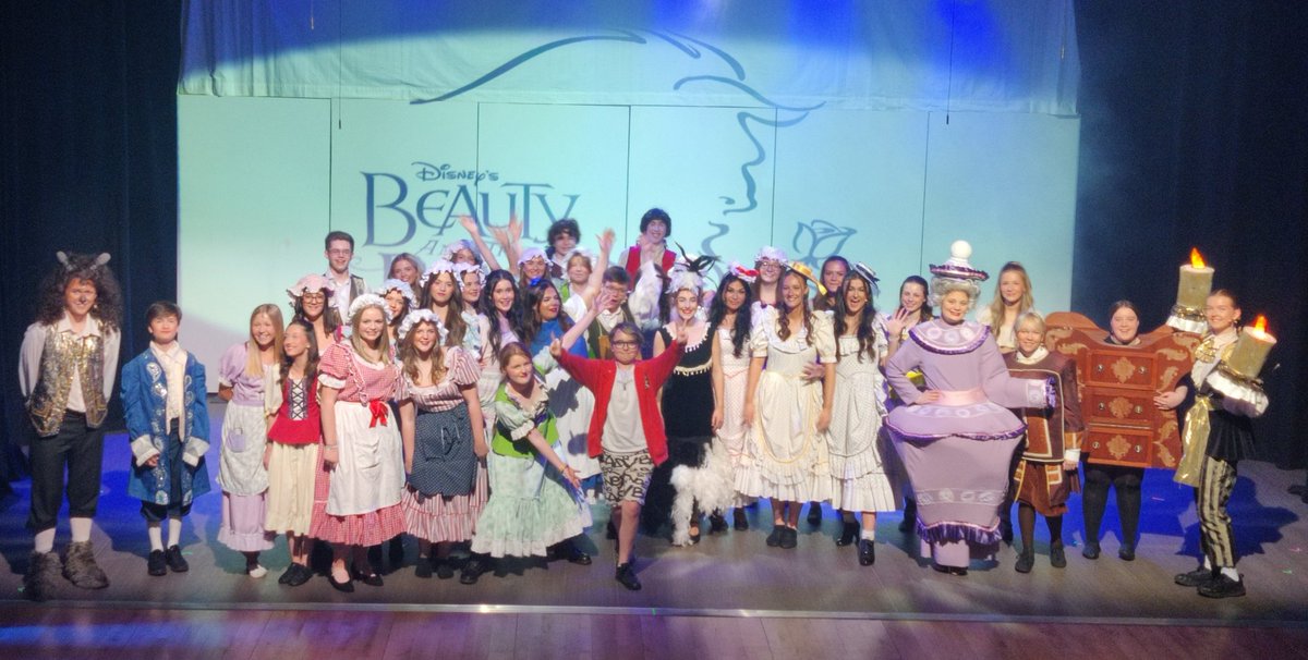 MrsDMcT's tweet image. Absolutely amazing performance from a wonderful cast and crew @LargsAcademy 
Start to finish the audience felt the magic emanating from the stage✨
Especially proud of my own daughter Sydney, aka Madam de la Grande Buche - The Wardrobe😂😍
@LargsExpArts - you were all fab too 🤩