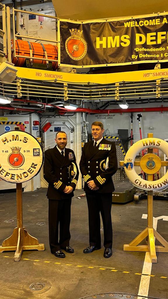 HMSDefender's tweet image. #ThankYou to our Glasgow affiliates! 
Over 10 years 🤝
Handover to HMS GLASGOW ✅
Many great memories 🥹

Good luck - you are in great hands