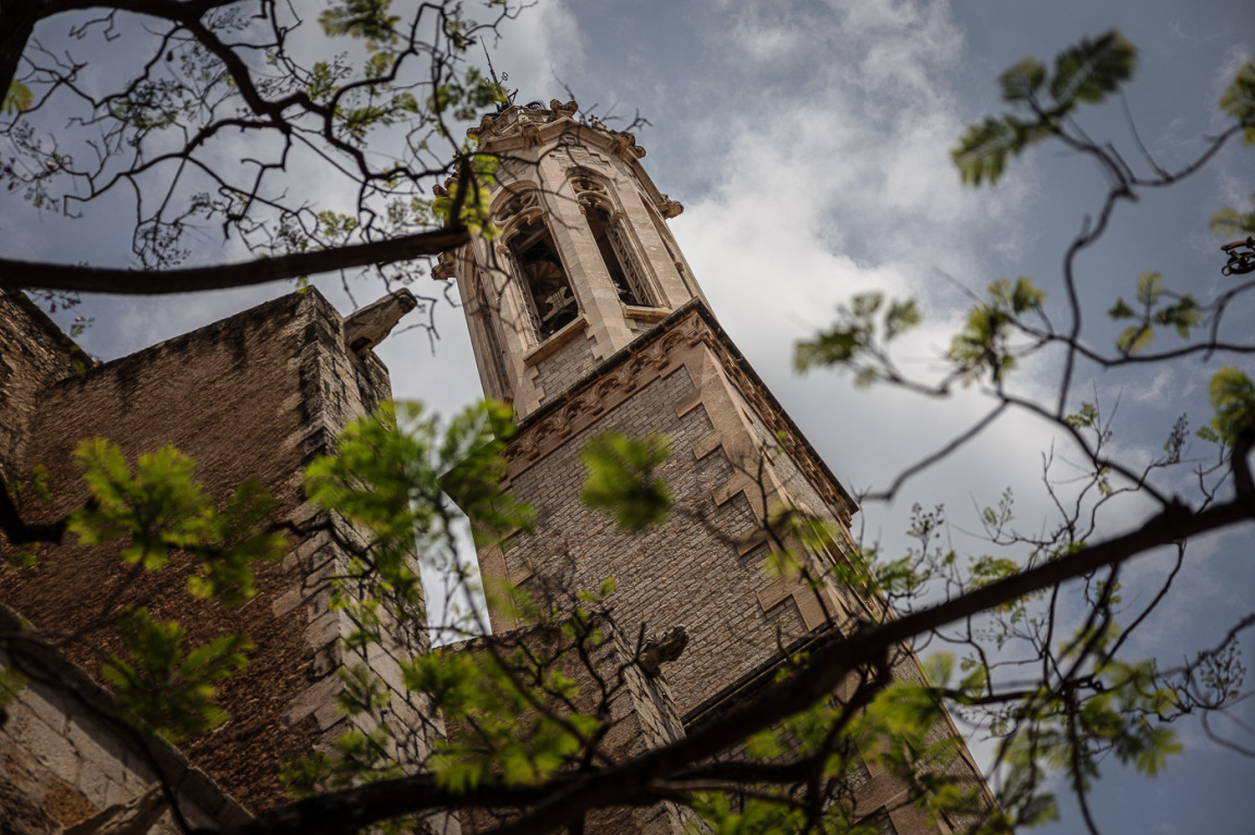 VallsAjuntament's tweet image. Cultura |🔔 En Ramon Vilà i en Ferran Amill, campaners de #Valls, són els protagonistes d’aquest article de @lamira, que parla sobre la memòria i la cultura dels repics de les campanes de la ciutat de Valls.

✍️ tuit.cat/Gs01k 
📸 Jordi Borràs 

@campanersvalls