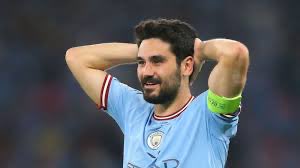 Alternatively, Gundogan could operate as a pure ‘interior’, similarly to the way Xavi himself used to do. That would perhaps be the role that best suits his skillset, and yet it would to a degree mean sacrificing de Jong into a deeper a role