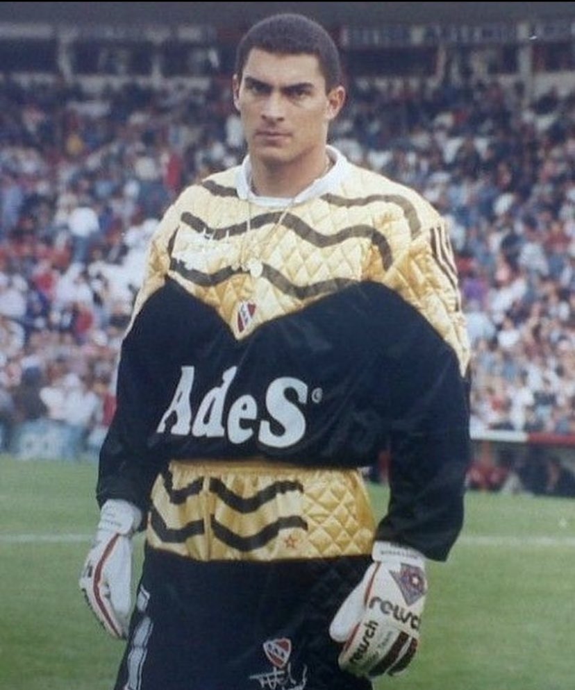 glove_gloves's tweet image. Faryd. #Mondragón 🇨🇴 #goalkeepergloves #reusch