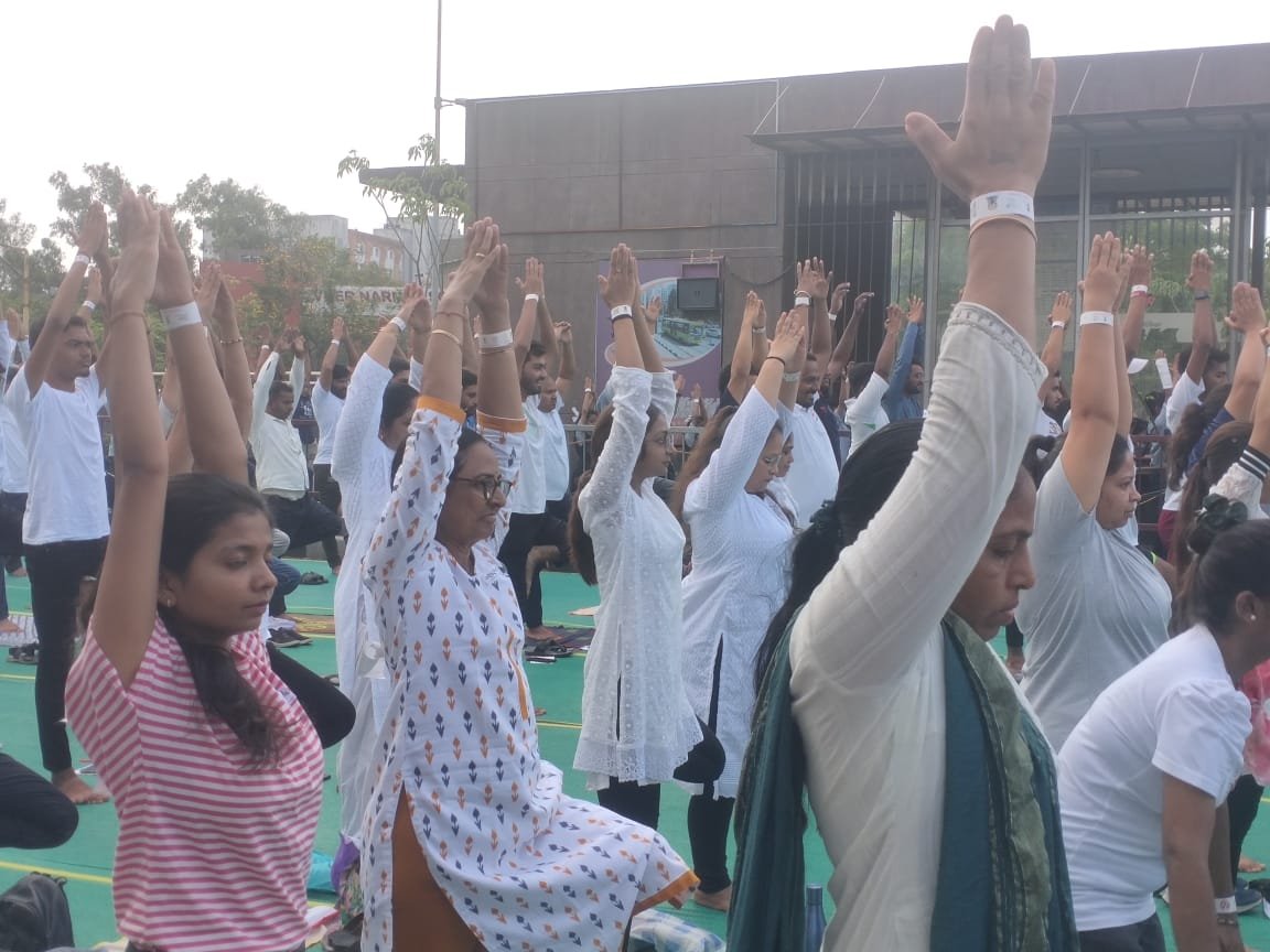 Dollyben Desai Institute of Computer and Allied Sciences,Palsana at VNSGU,SURAT
Celebration of International Yoga Day 2023
