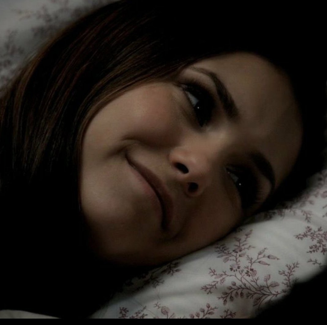 Happy birthday to my DR. ELENA GILBESALVATORE.
my pookiebear   
