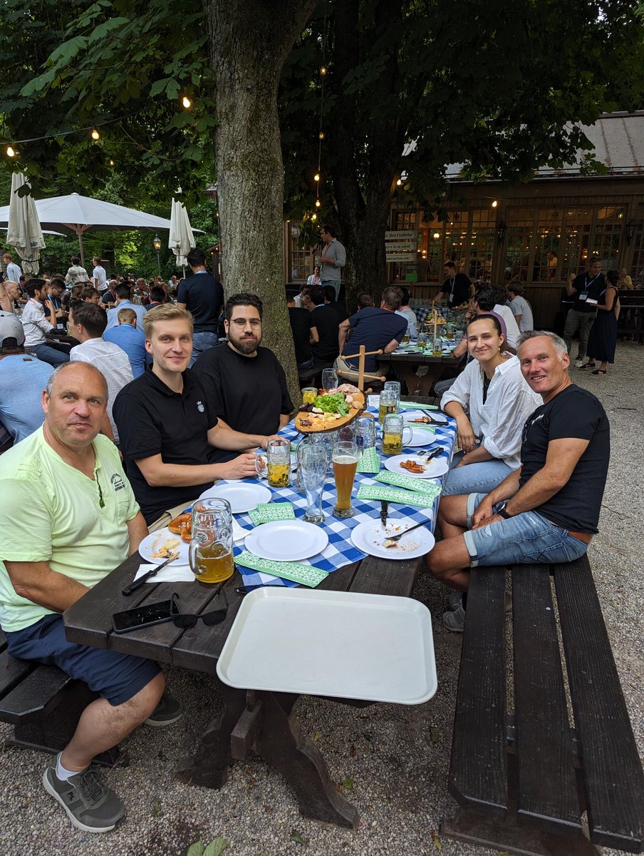 🌟Ein nettes Treffen mit unseren Kunden und Partner gestern und eine tolle Gelegenheit über das kommende #MSBuild Deutschland zu plaudern.
@msPartner @ADN_Bochum @GVG_Glasfaser