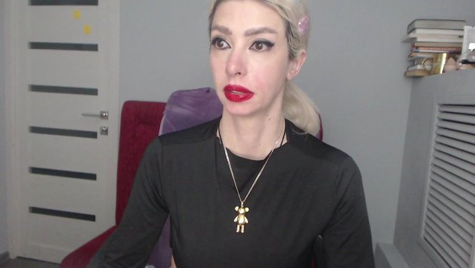 I'm online @MyFreeCams! #onmfc https://t.co/PlGLdxpm31 💚 https://t.co/I2TfJFqB7l<a class="tags" href="/tag/myfreecams">@myfreecams</a><a href="/tag/onmfc"class="tags">#onmfc</a>