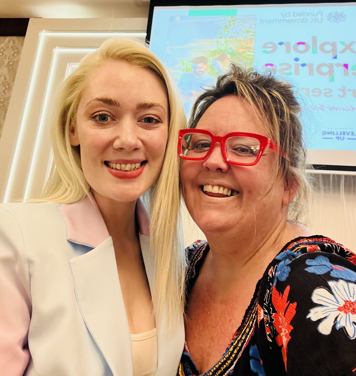 KarolynGaston1's tweet photo. .@PrincesTrustNI Launch of the new joint free Explore Enterprise Support Service in NI, for those economically inactive, partnership led by @EnterpriseNI and @PrincesTrustNI CEOs Michael McQuillan & Mark Dougan 👏
#ExploreEnterprise #startsomething #NIESS https://t.co/G8XwlbDFzJ