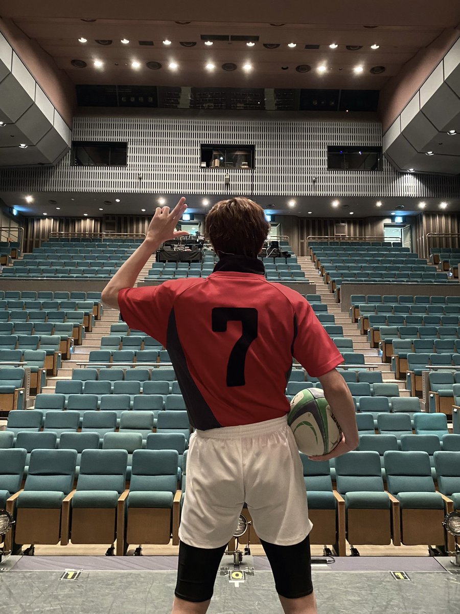 舞台「Go Forward！」無事全公演終了しました。

チャラこと矢来徹！支えてくれた全ての皆様のおかげでここまで走り抜けることが出来ました。有難うございます。
こんなにもハッピーで熱い作品と出会うことが出来て、みんなとラグビー出来てマジで幸せです！

Go  Forward！！！またやりたい🏉🔥