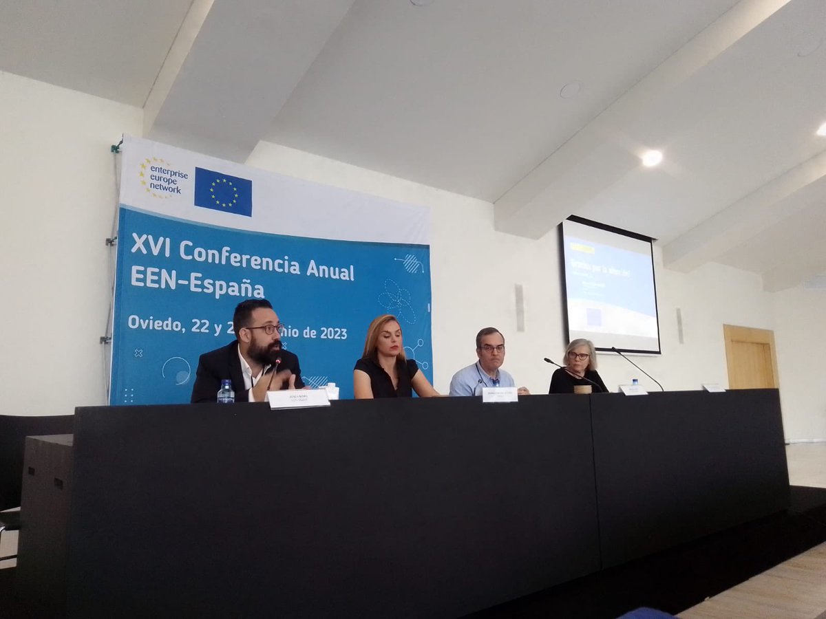 Seguimos con mesas de trabajo sobre gestión y resultados de la red con Idaira Robayna, Project adviser #EEN, @jesusrojo76 coordinador nacional, Arturo Antón coordinador @EEN_Basque y Elena Suarez, coordinadora @EENGalacteaplus 
#EENCanHelp @EEN_spain #EEN23Oviedo @EU_EISMEA