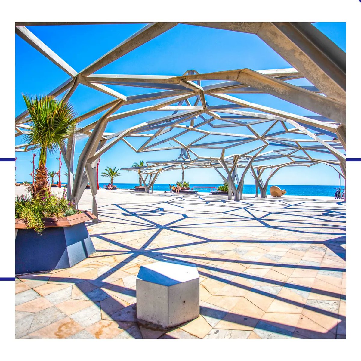 🌊🚶‍♀No hi ha res com sentir la brisa de la #Mediterrània tan a prop.
--
🇪🇸🌊🚶‍♀No hay nada como oír la brisa del #Mediterráneo tan cerca.

#Vinaròs #amarvinaròs 
#saboreavinaròs #turismovinaròs 
#TurismeVinaròs #baixmaestrat 
#ComunitatValenciana