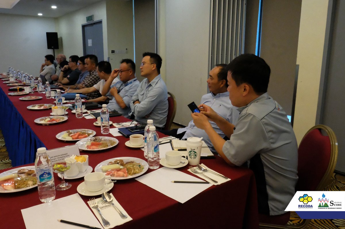 recodasarawak's tweet photo. RECODA engages with Samalaju investors
READ MORE: https://t.co/RJxybSA9Yb
#RECODA #SCORE #Samalaju #SIP https://t.co/jNMt7udmAH