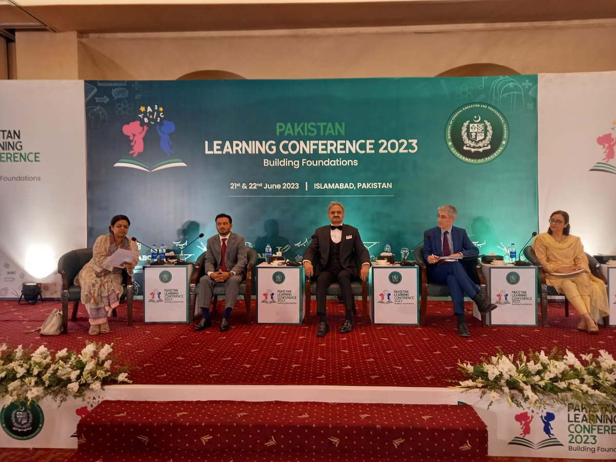nishatriaz's tweet image. Learning poverty and teaching crisis go hand in hand.

British Council is working with governments, local and international partners to help improve the quality of #learning and #teaching.
Wonderful to see our global head of schools Mark Herbert @MarkH100
contributing to this…