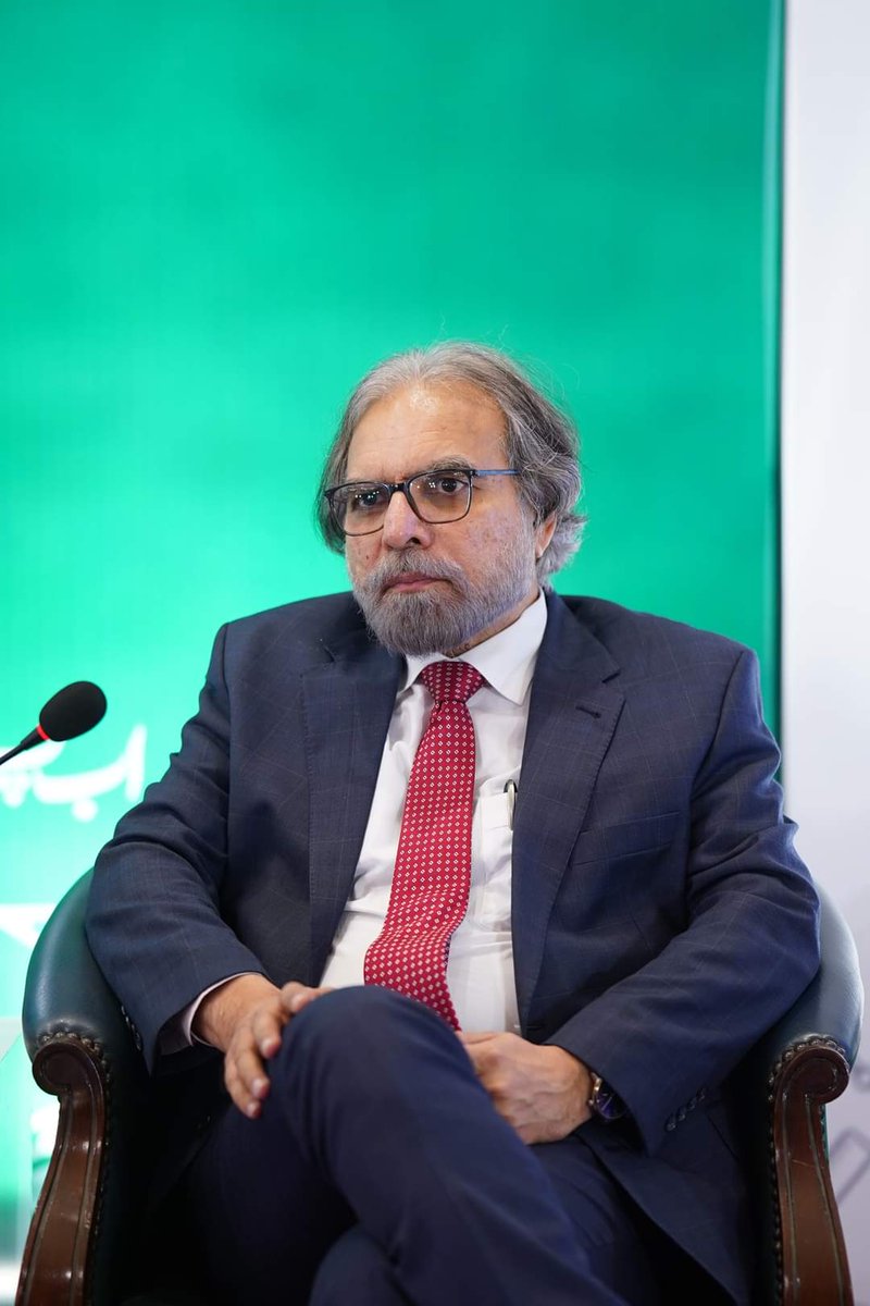 SecMoFEPT's tweet image. On day 2, experts at #LearningConference2023 are shedding light on the journey of Foundational Learning - Progress and Challenges in thought-provoking panel discussions.

#EducationMatters #FoundationalLearning
#LearningConferencePk