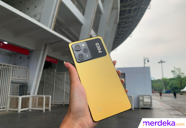 MotodewoCom's tweet photo. Penampakan POCO X5 Pro 5G yang Diklaim HP Perusak Harga Pasar https://t.co/F6N0kNuOuL https://t.co/5dZTezDhl8