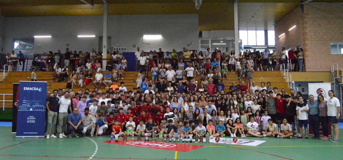 josemolinabaena's tweet photo. Espectacular cierre de temporada del @CordobadeBM. ¡Enhorabuena por todos los éxitos conseguidos!
@FAndaluzaBM @IMDECO_ @ayuncordoba_es https://t.co/3wn4H383Cd