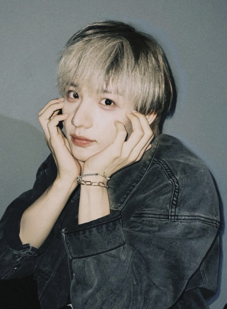 XODIAC_MEMBERS's tweet photo. [#씽] 

씽씽💣

#XODIAC #소디엑 #SING #씽 https://t.co/GUwy7iRBXA
