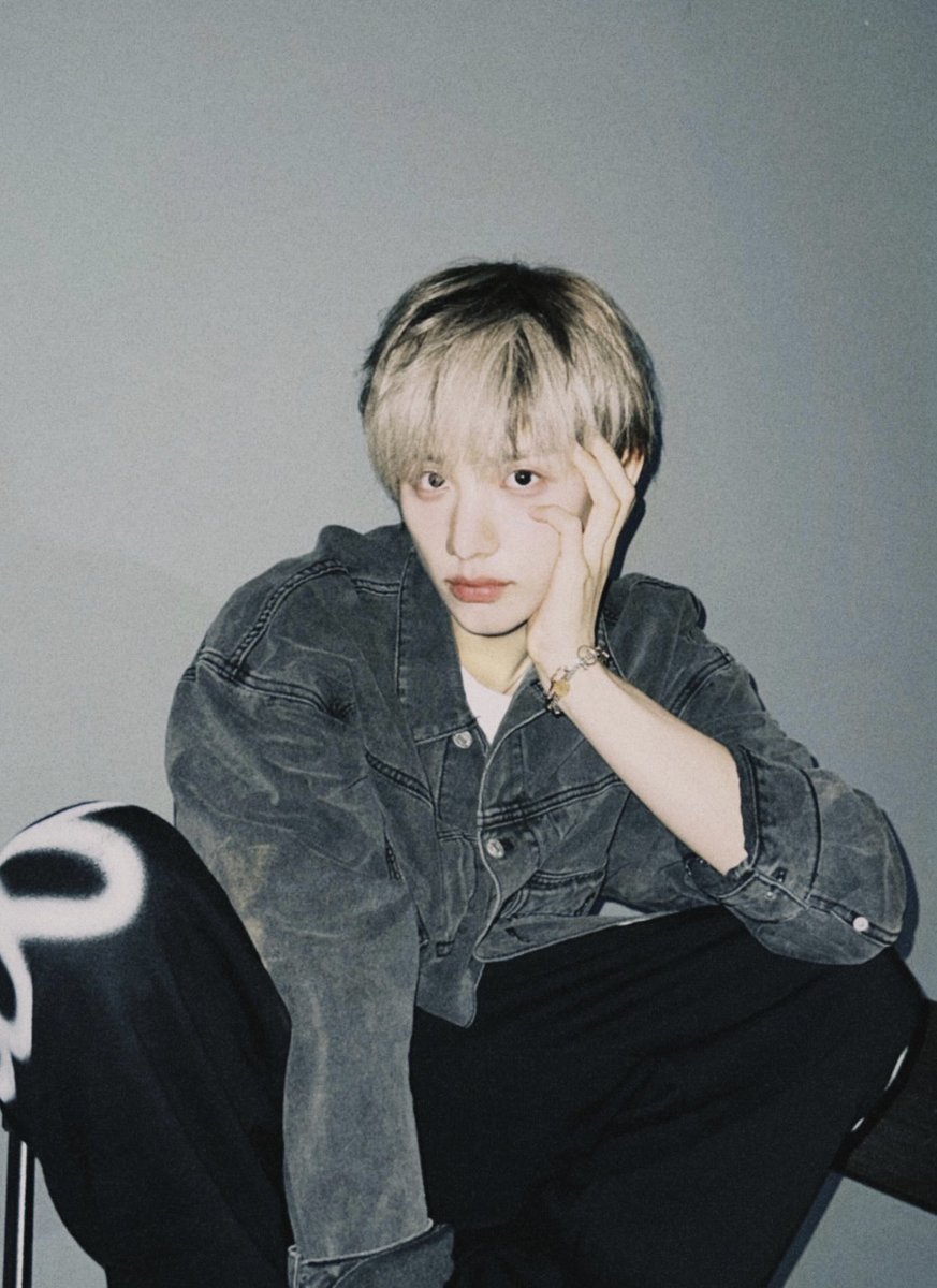 XODIAC_MEMBERS's tweet photo. 🖤 https://t.co/BfiWxGejtB