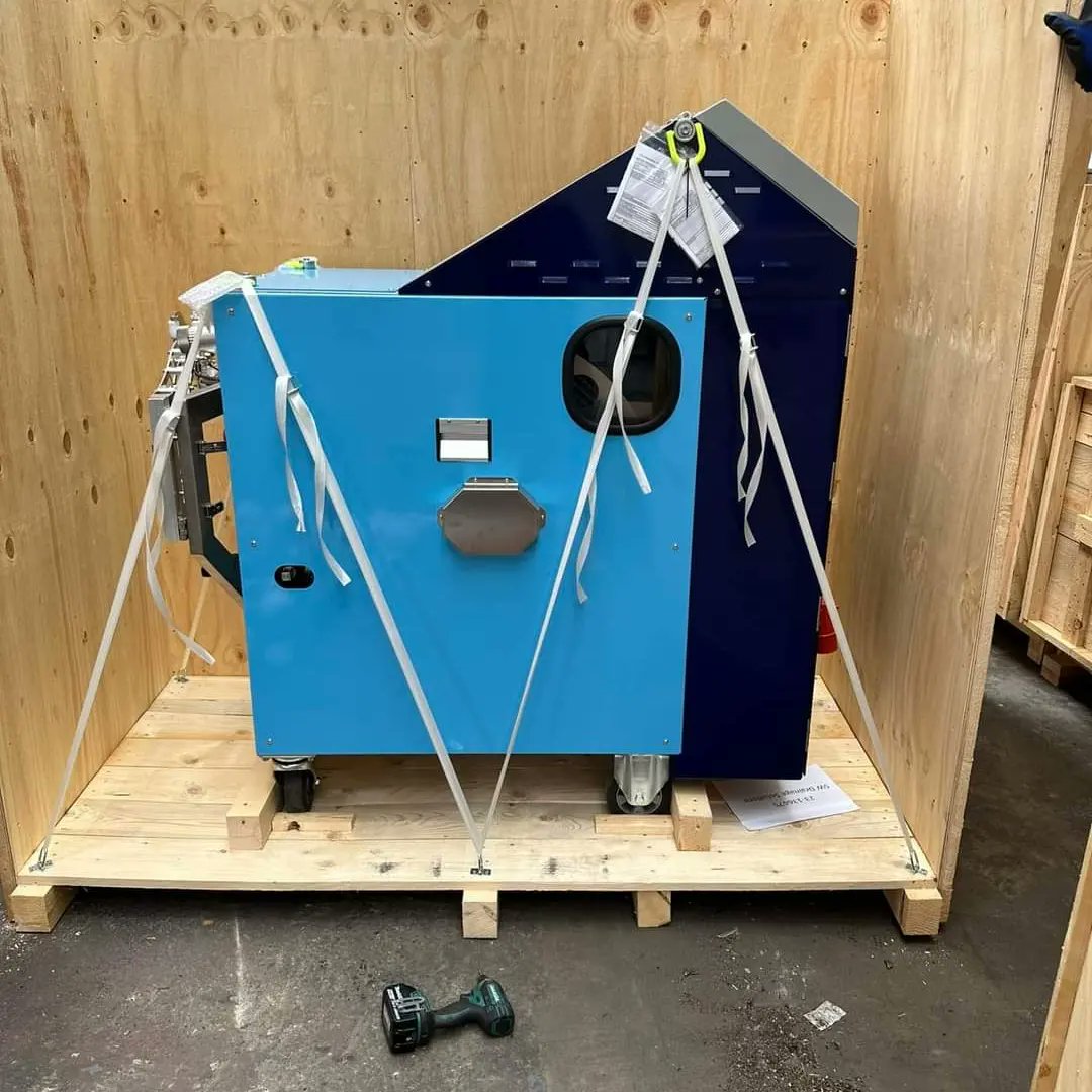 SWDSLTD1's tweet photo. Finally our new UV lining equipment was shipped into the uk allowing us to self deliver our lining capability’s which will be anything from 100mm to 2m. 

Amazing bit of equipment ready for its first culvert job next Tuesday. https://t.co/vCisTPWWWi