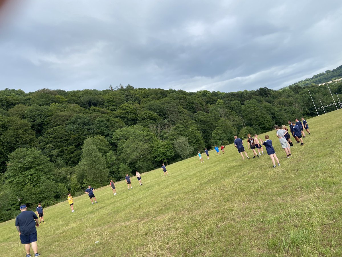 Vikings16s's tweet photo. Brilliant 1st session back. Boys starting 14s like we finished 13s. Phenomenal effort first one back. A deserved tip-top at the end #Vikings #PreSeason #WorkHardPlayHard #NoPain #Laps #Shuttles #Kites #Touch #Stretch #Rehydrate #Rest #TipTops #KeepCool #GoAgainFriday https://t.co/CxKyWpeHwl