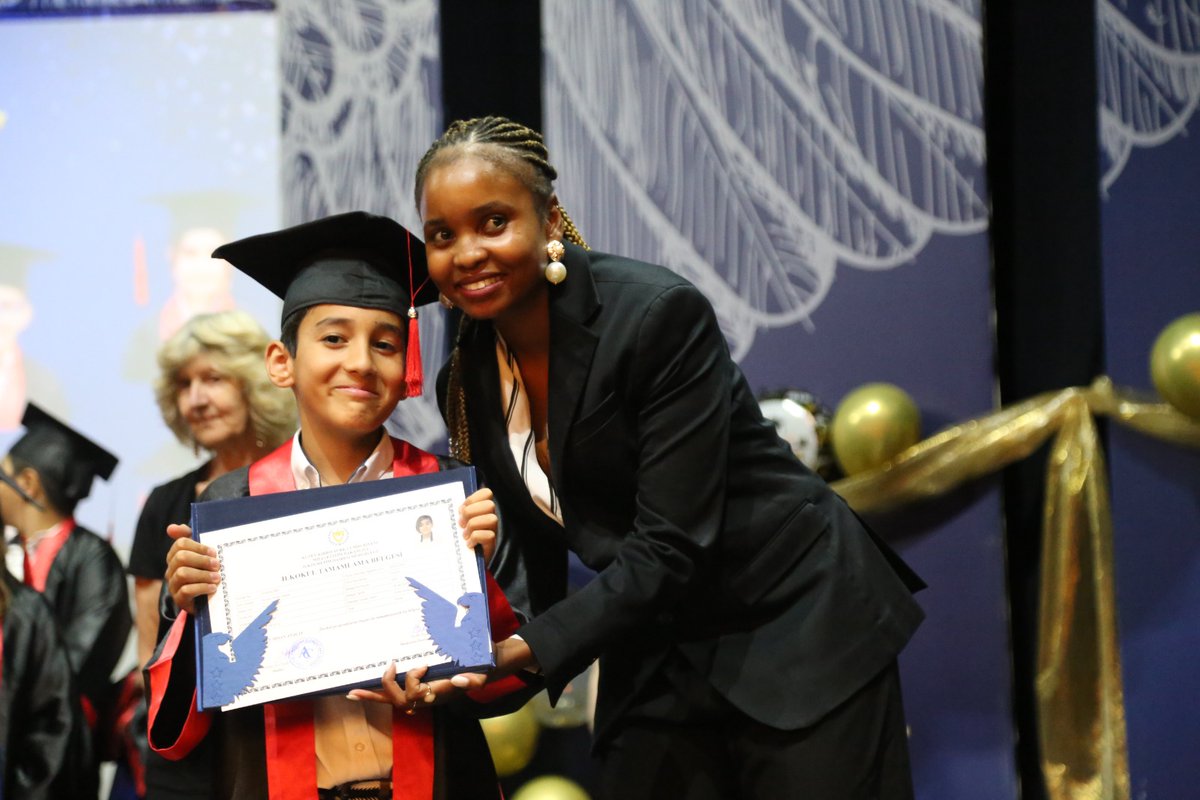 GauMedia's tweet photo. 5. sınıf mezuniyet töreni coşkulu bir tören ile gerçekleşti
Girne Amerikan Üniversitesi(GAÜ) Okullar Grubu Bünyesinde eğitim veren The International American Elementary School 5. Sınıfların tamamlama belgesi dağıtım töreni yapıldı.
@akpinar_serhat  @HudaHudaverdi https://t.co/1StsEG9bM8