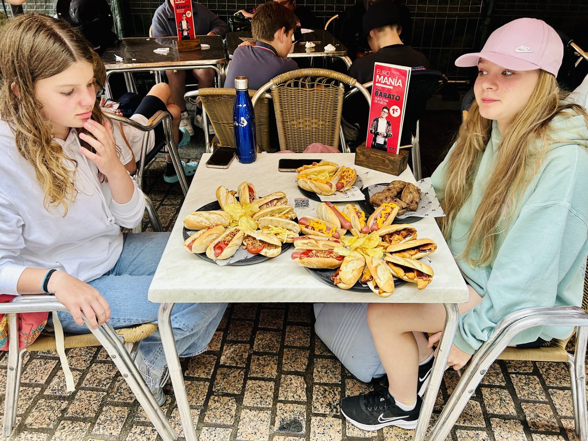 RHS French Dept tweet media