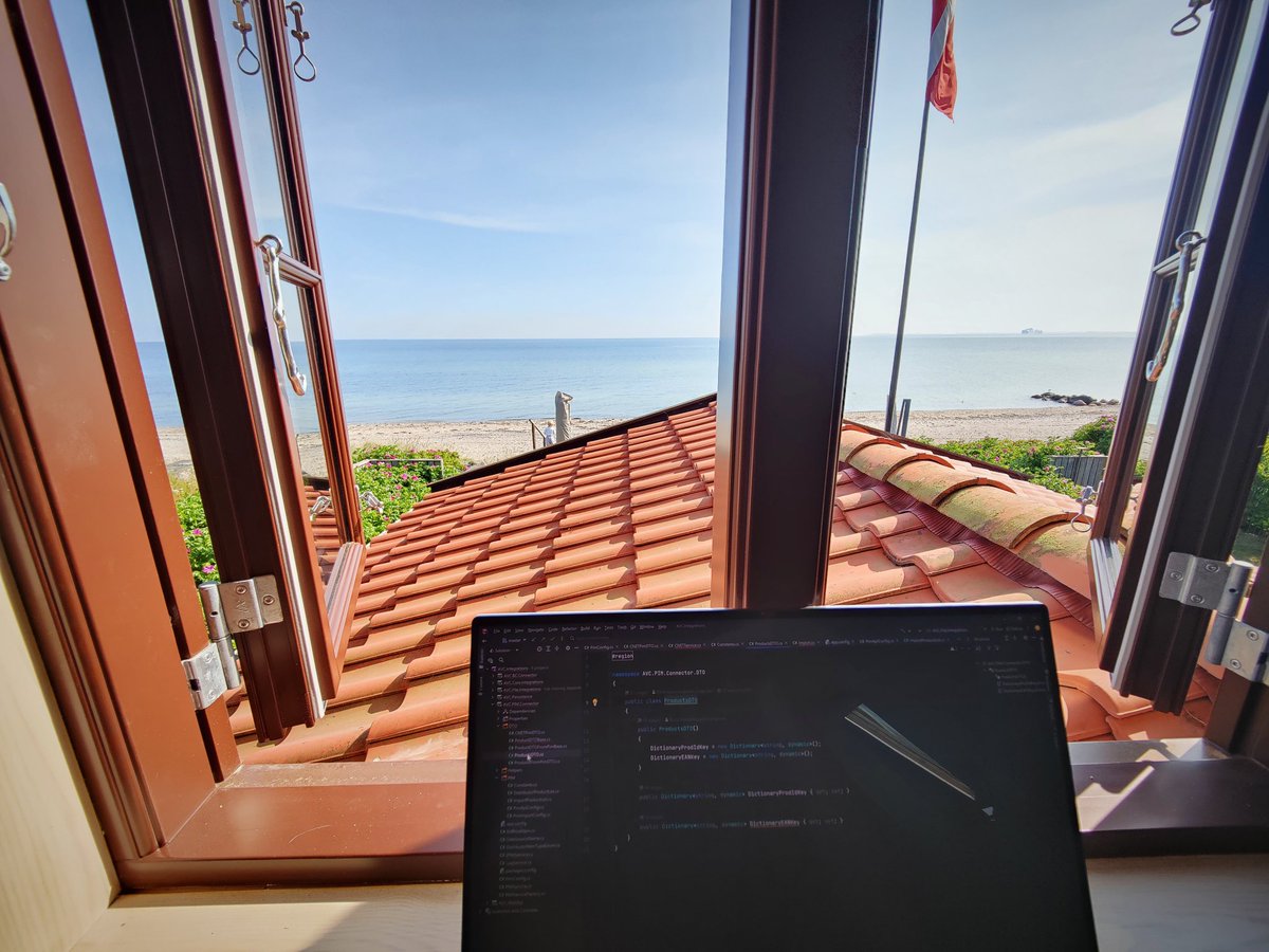 This is my office for the day 😎