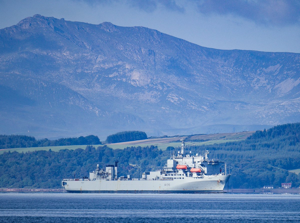 RFA Argus at anchor earlier this morning.  The mountains of Arran and the Isle of Bute in background.
@RFAArgus #A135 @royalnavy #royalfleetauxiliary #naval #shipping #firthofclyde