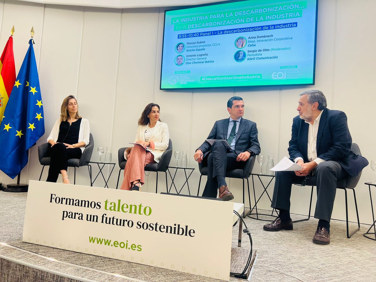 <a href="/eoi/">EOI</a> <a href="/Carmen_NG_/">Carmen Navarro Gómez</a> <a href="/IndustriaGob/">SECRETARÍA DE ESTADO DE INDUSTRIA</a> @mincoturgob 🟢 Empezamos el Panel I ‘La descarbonización de la industria’ #DescarbonizacióneIndustria