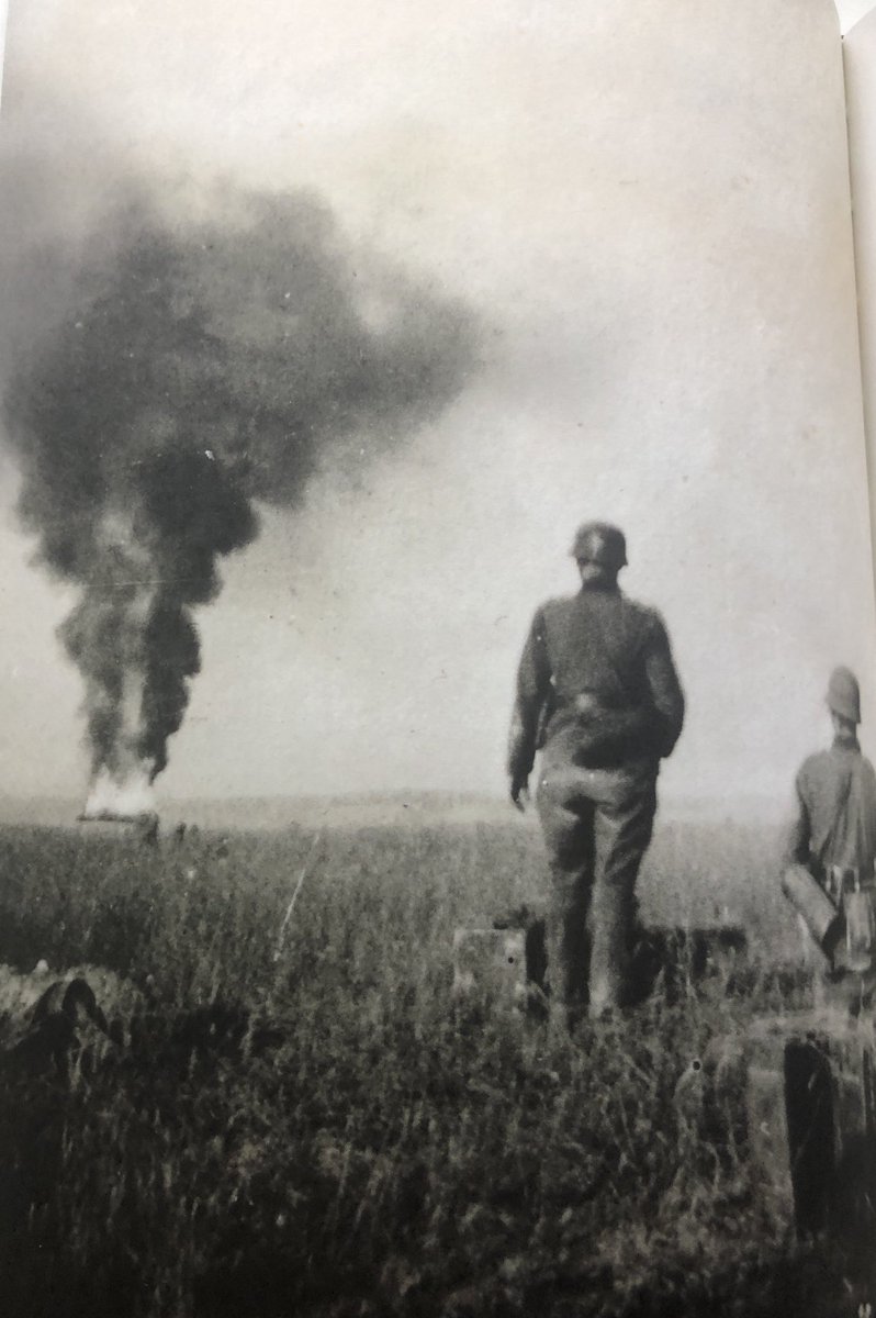 Vandaag in 1941 vielen Hitlers legers de Sovjet-Unie binnen. De planning, het verloop en het falen van operatie Barbarossa zijn helder uiteengezet in het door @WalburgPers fraai uitgegeven boek van Frans ten Kate, dat ik heb mogen redigeren en aanvullen