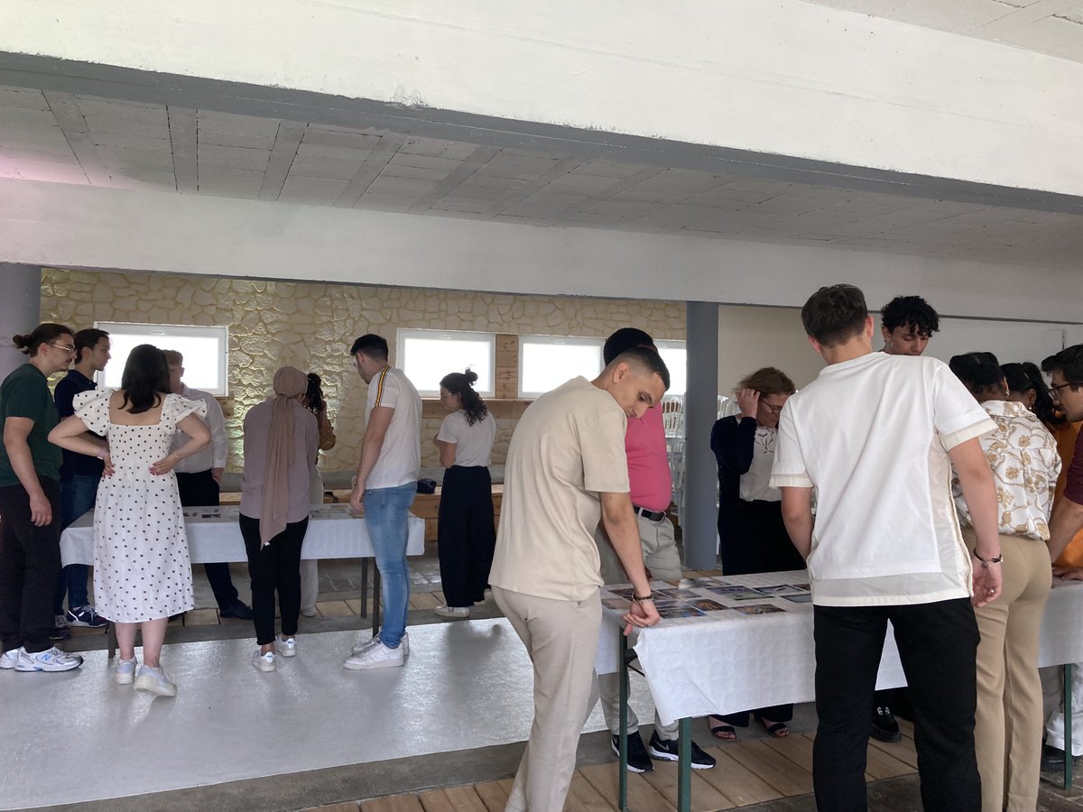 Ça fresque chez <a href="/KPMG_Est/">KPMG Est</a> ! 🌍
Semaine dernière nos fresqueurs ont posé leurs valises en Lorraine - Journée dédiée à la #RSE. L'occasion de découvrir la fameuse #FresqueduClimat : comprendre et s'approprier le défi de l'urgence climatique
#EntrepriseaMission #ImpactPositif