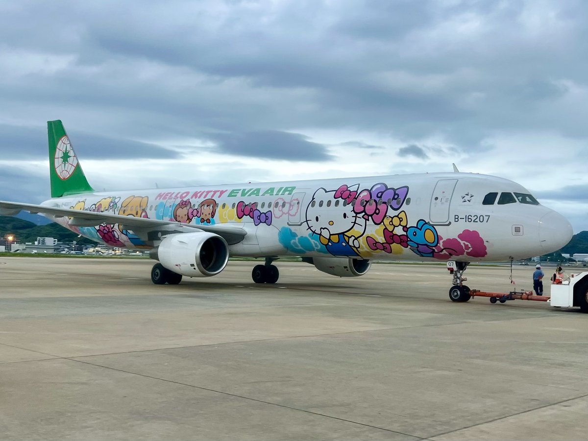 EVA AIR A321 HELLO KITTY JET/B-16207